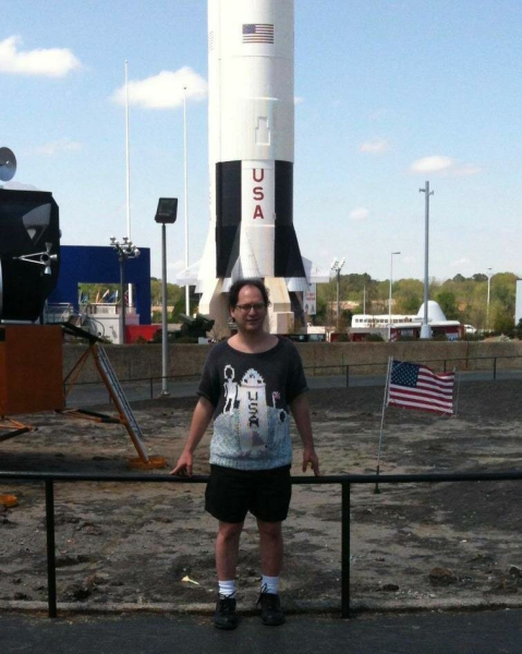 Теплый туризм: американец вяжет свитера с достопримечательностями Теплый туризм: американец вяжет свитера с достопримечательностями